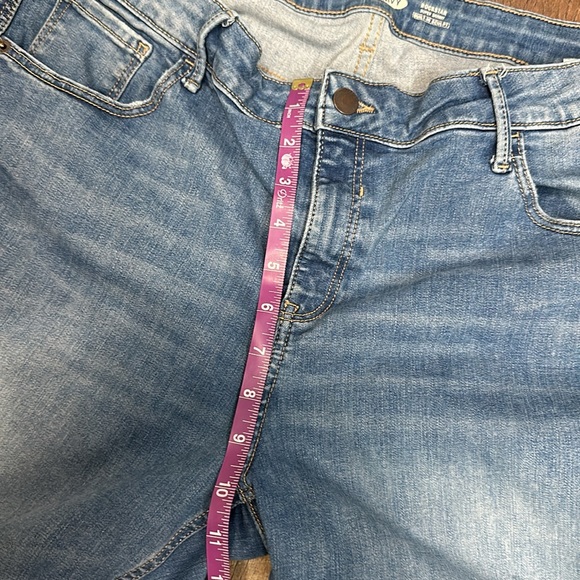 Old Navy Rockstar super skinny jeans - Picture 4 of 7